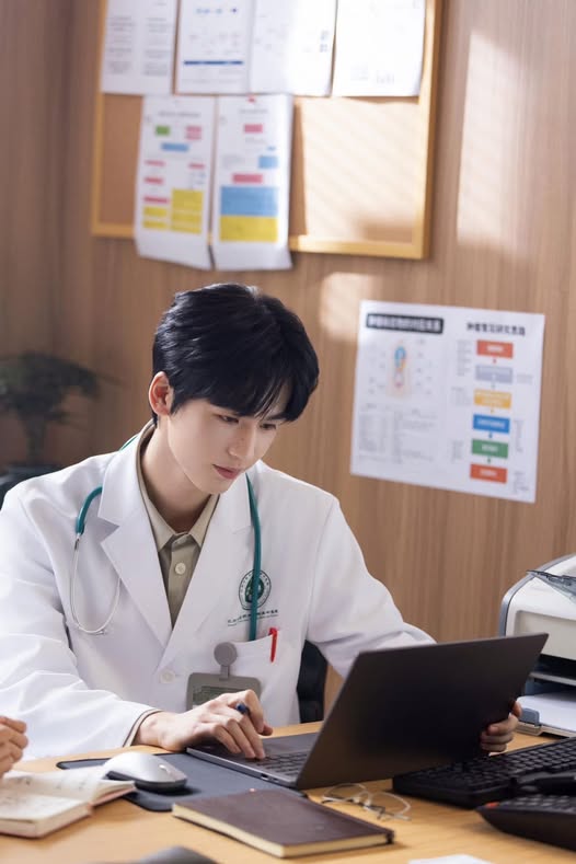 Bìa truyện Anh Và Mẫu Người Lý Tưởng Của Em