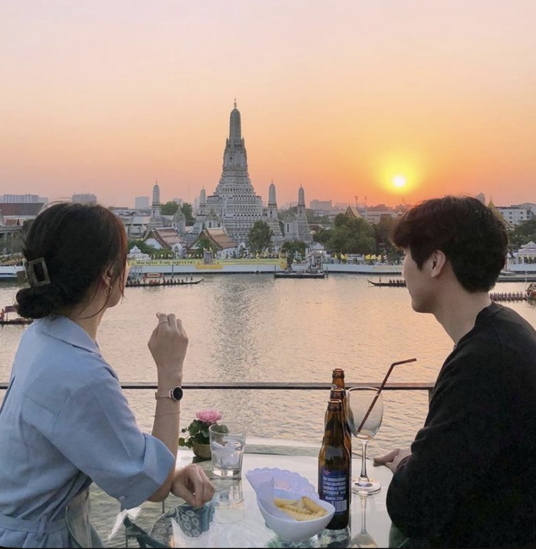 Bìa truyện CHỈ CẦN CHÚNG TA CÓ NHAU