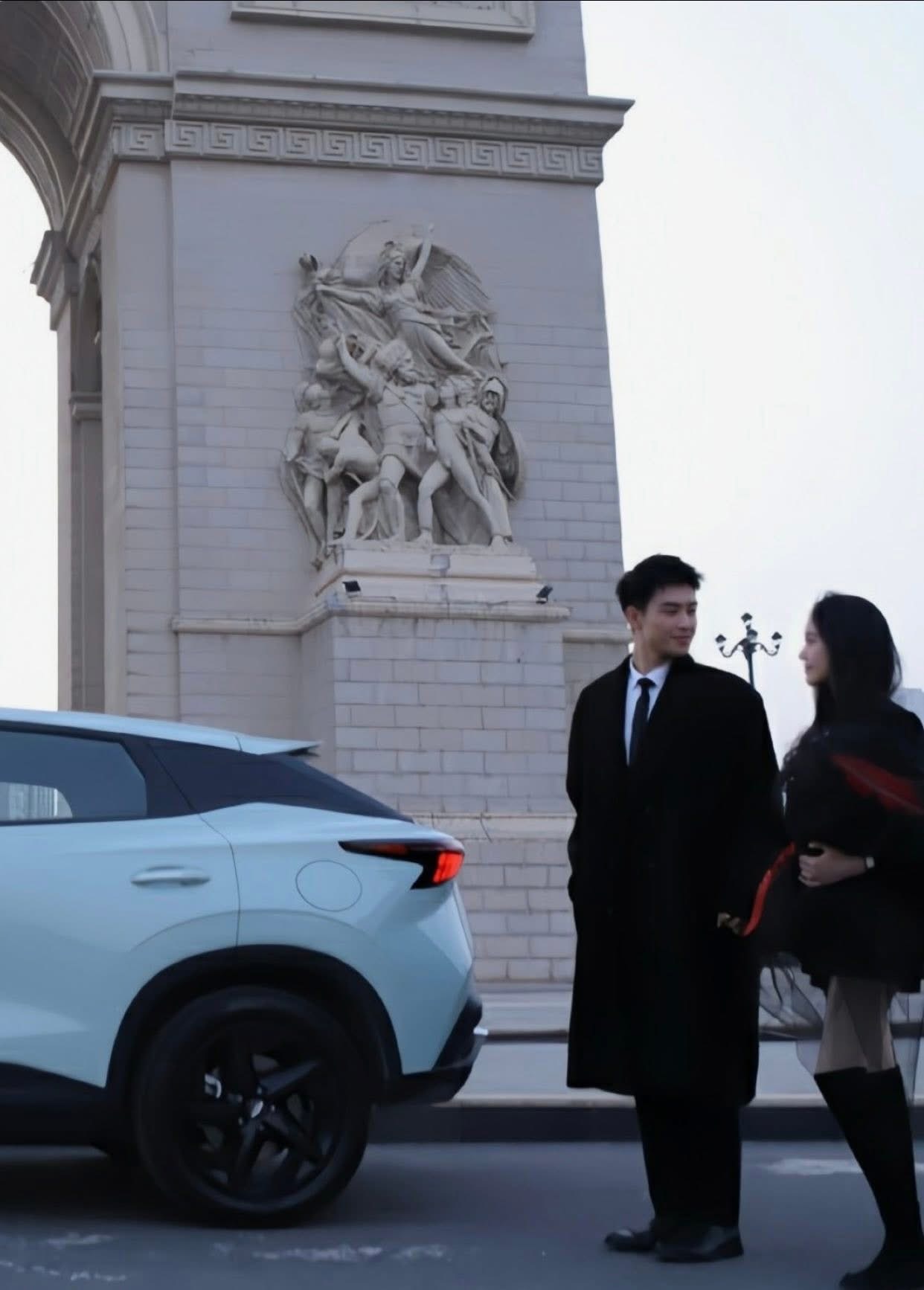 Bìa truyện CẢM XÚC KHÓ GỌI TÊN