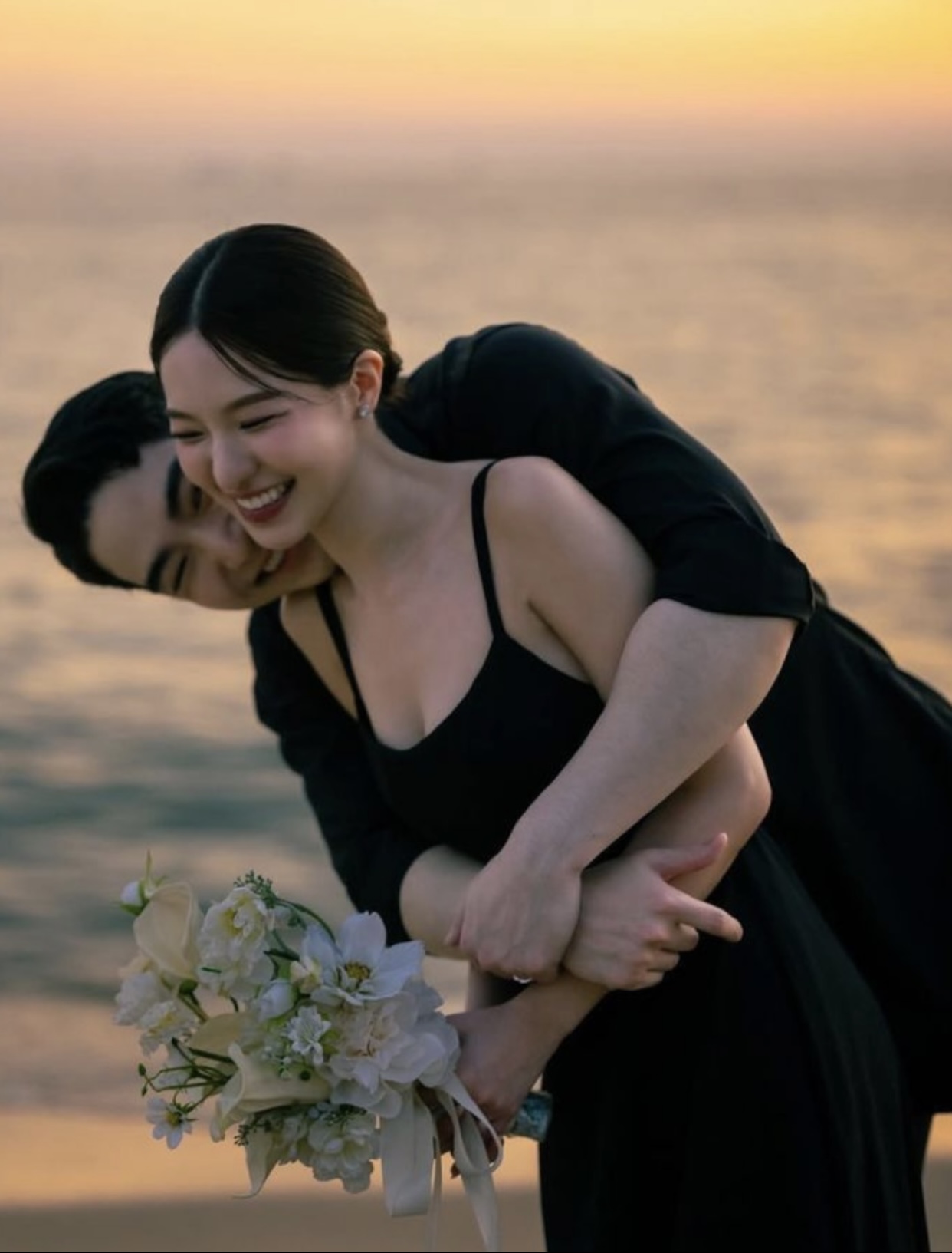 Bìa truyện HUỶ HÔN LỄ