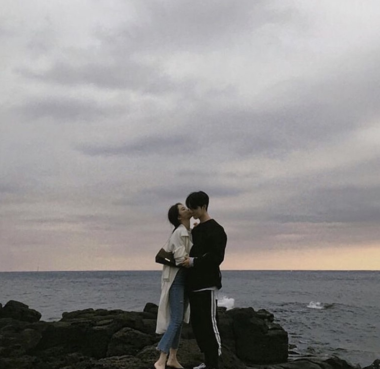 Bìa truyện KỶ NIỆM 3 NĂM NGÀY CƯỚI, TÔI ĐỀ NGHỊ LY HÔN