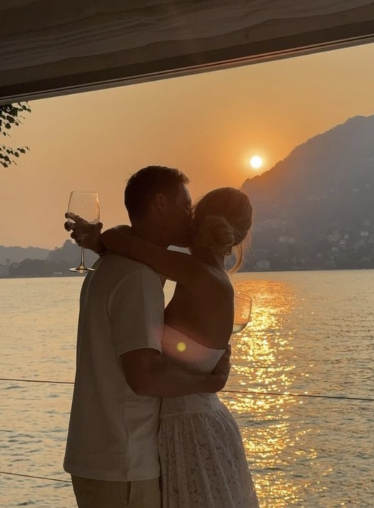 MỐI QUAN HỆ CHƯA RÕ RÀNG Full