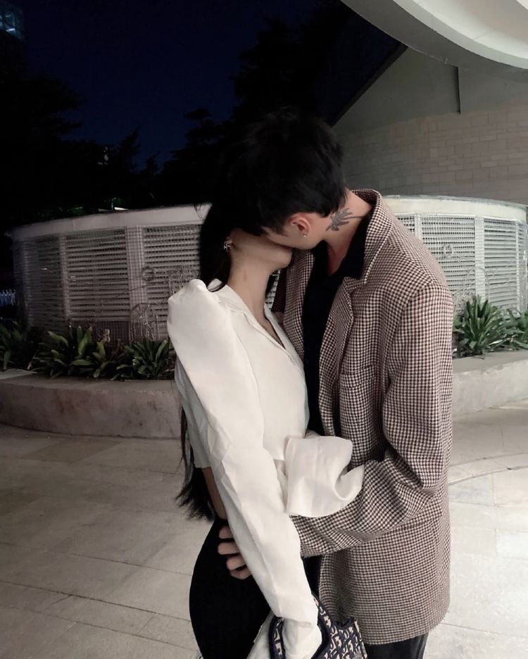 Bìa truyện NHIỆM VỤ DỖ BẠN GÁI THIẾU GIA