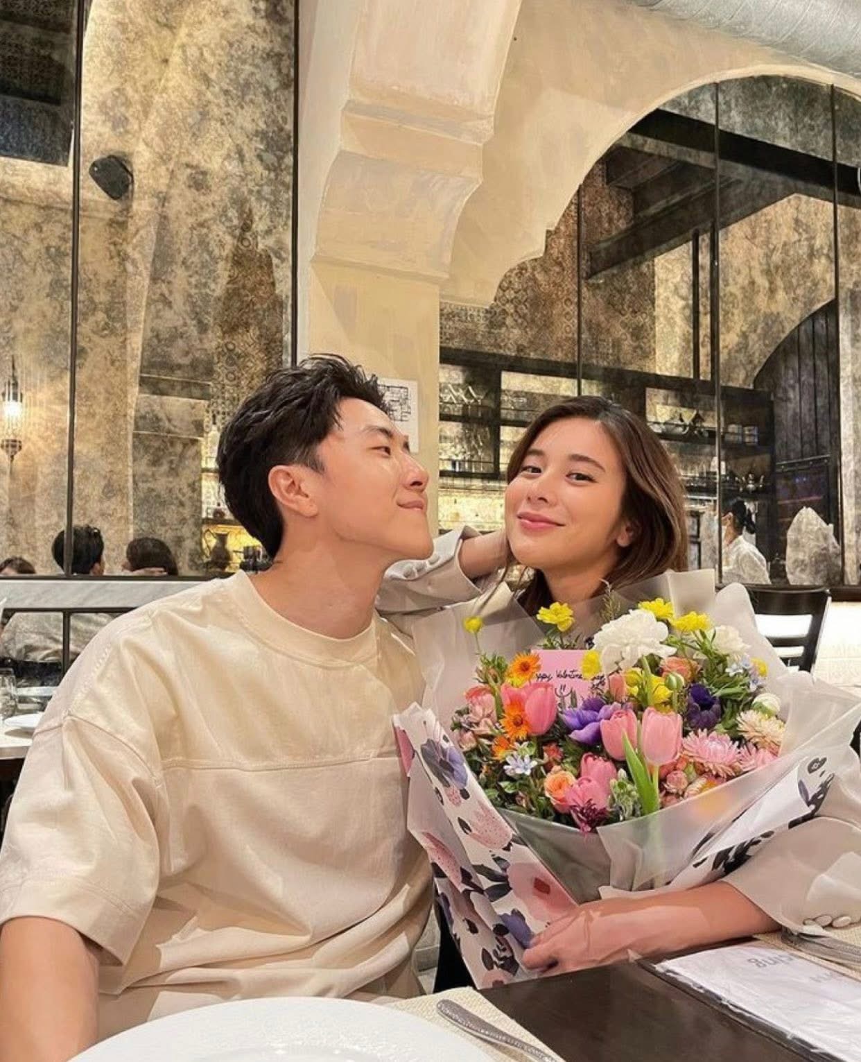 Bìa truyện QUÂN SƯ CHO KẺ THÙ