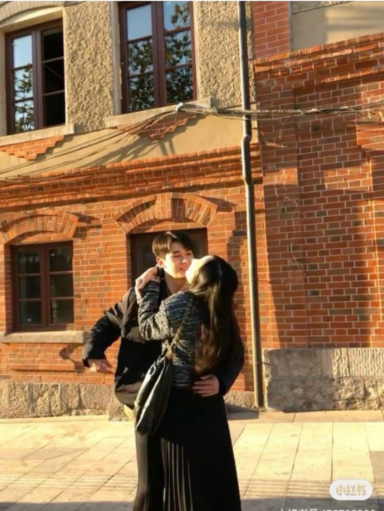 THẦM THÍCH HỌC TRÒ CƯNG CỦA ÔNG