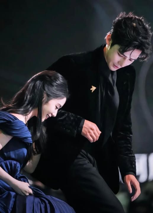 Thiếu Niên Hoa Hồng Của Tôi