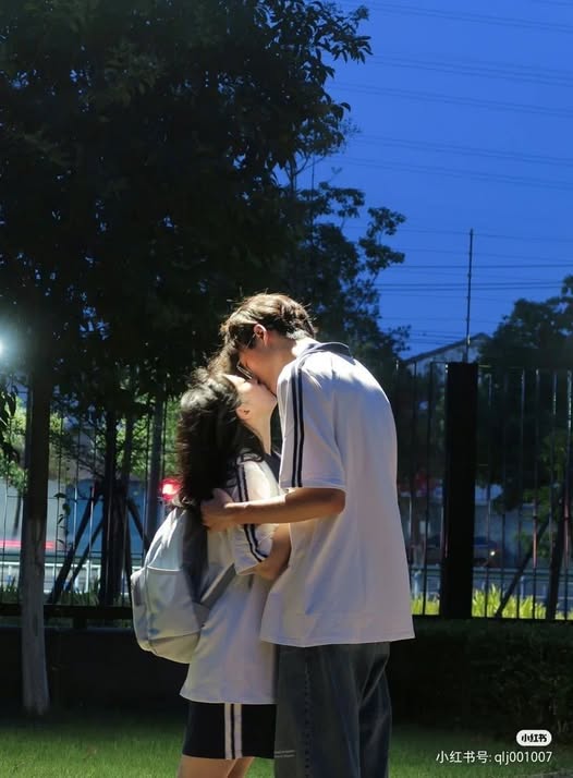 Tình Thầm Của Diện Thần