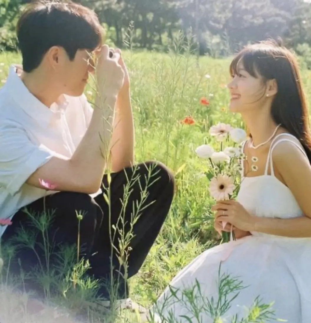 Bìa truyện VÌ ANH YÊU EM