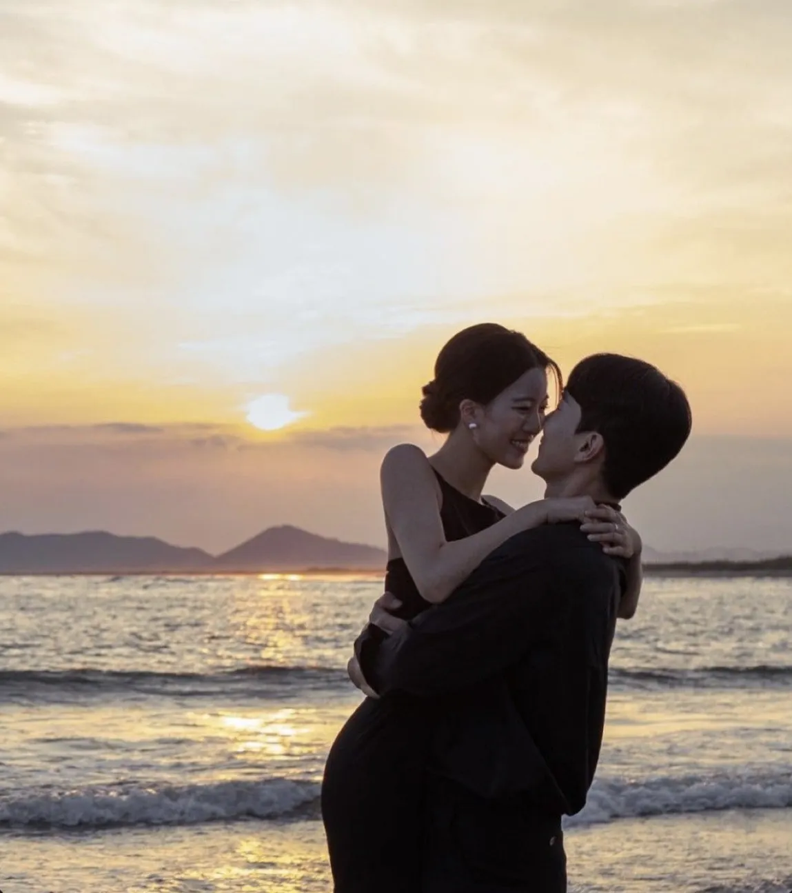 Bìa truyện XOÁ SẠCH DẤU VẾT TÌNH YÊU